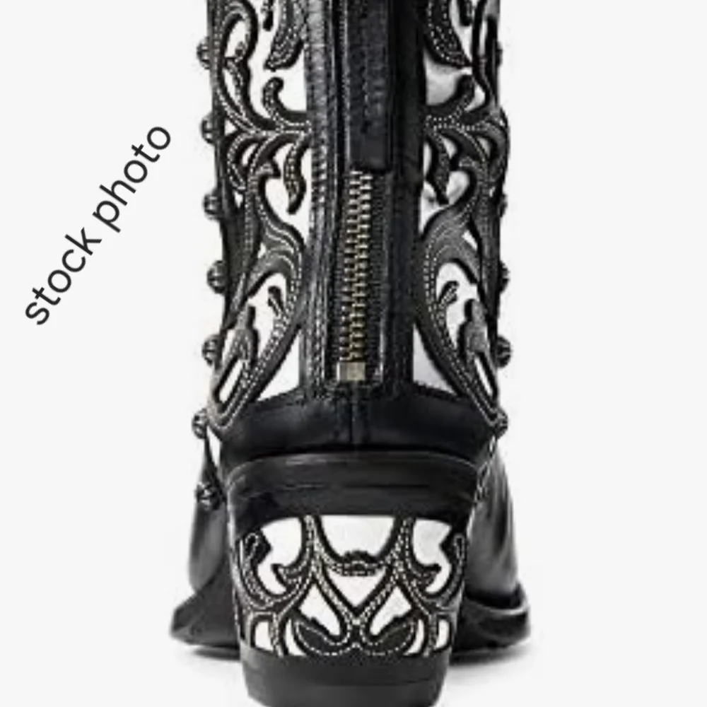ARIAT Diva Black & White Leather Sexy Ladies Western Studs Ankle Boots Booties 8 - Picture 3 of 16